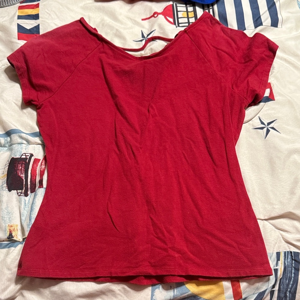 Que Women's Bold Red Short Sleeve Tee